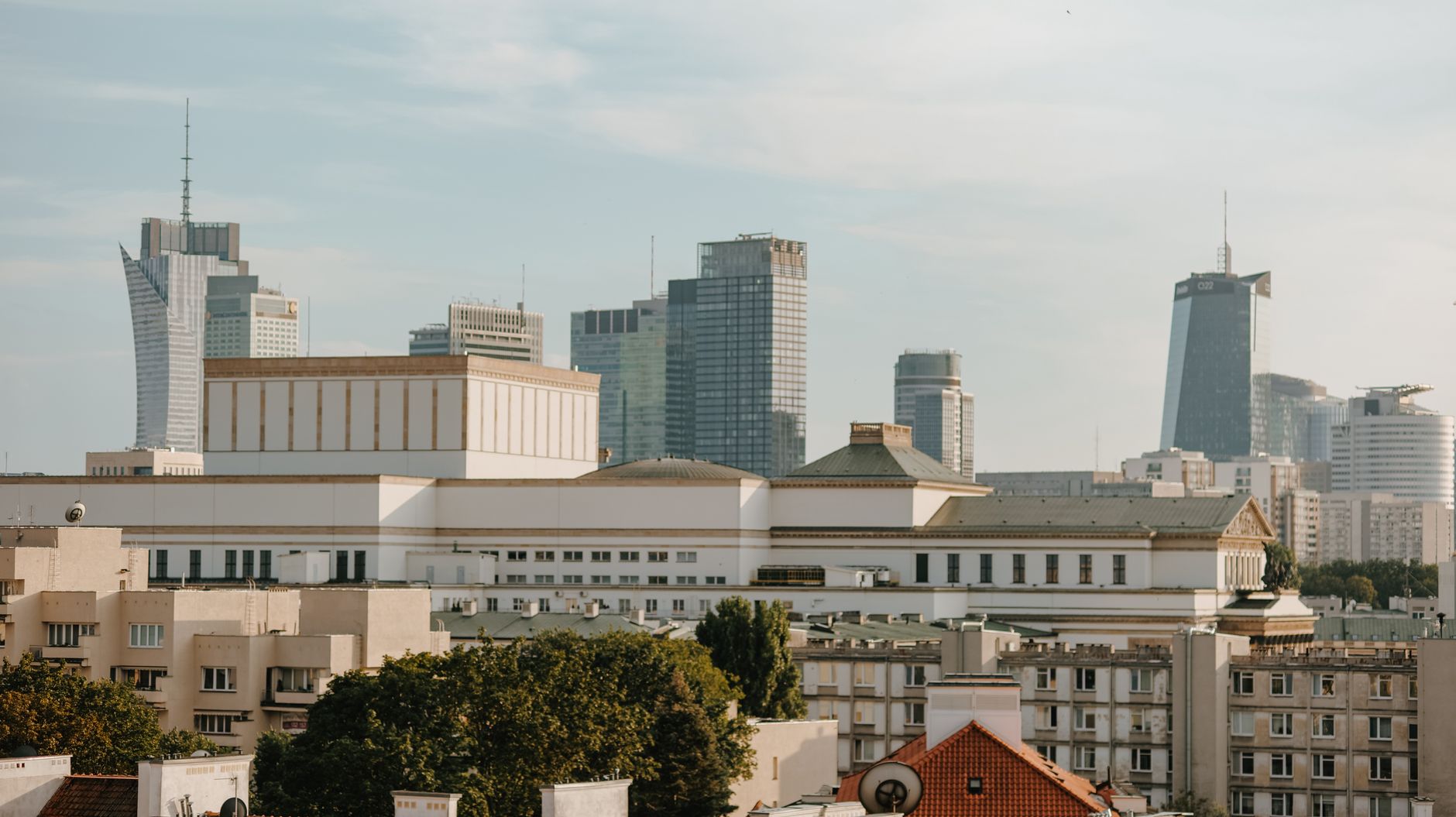 A stunning view of Warsaw's skyline showcasing modern skyscrapers and urban architecture.